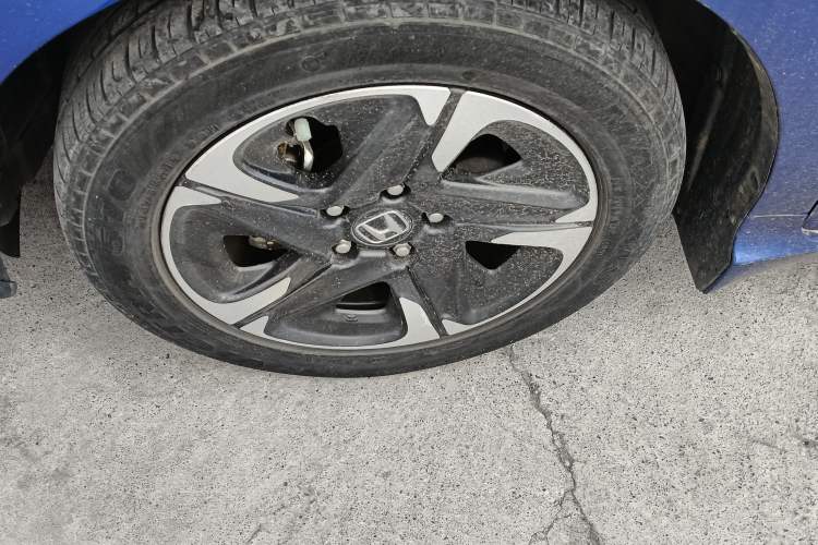 Used Honda Envix 2021 Rui Hybrid 1.5L Pure Comfort Version Left Front Wheel Hub