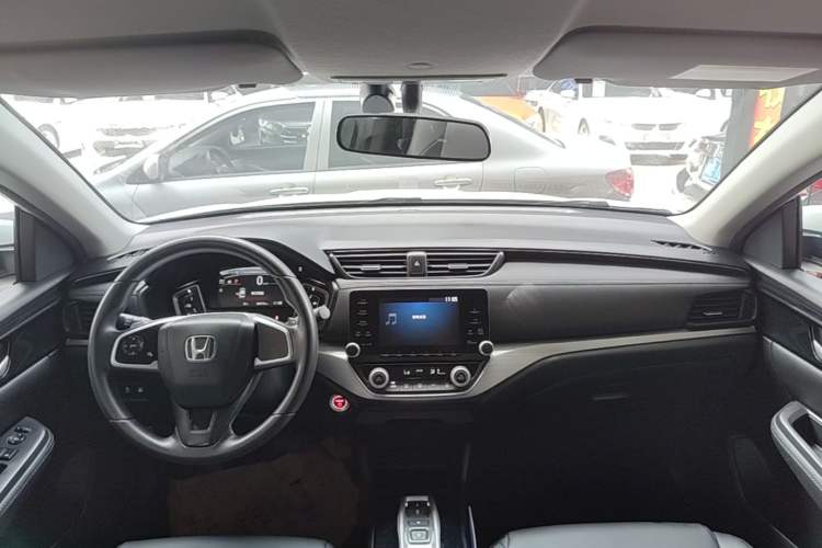 Used Honda Envix 2021 Rui Hybrid 1.5L Pure Comfort Edition Center Console