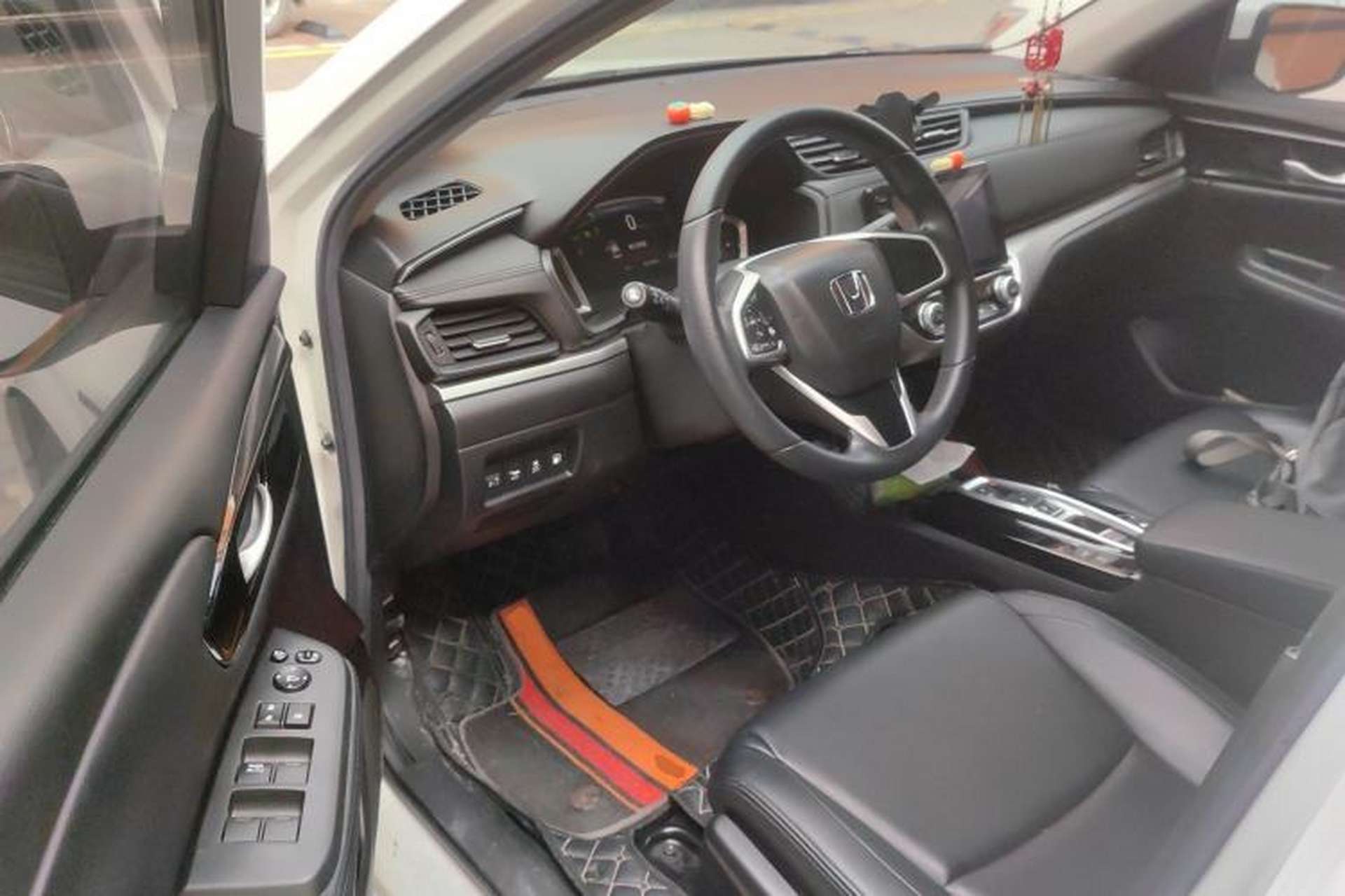 Used Honda Envix 2021 Rui Hybrid 1.5L Pure Comfort Version Driver Seat