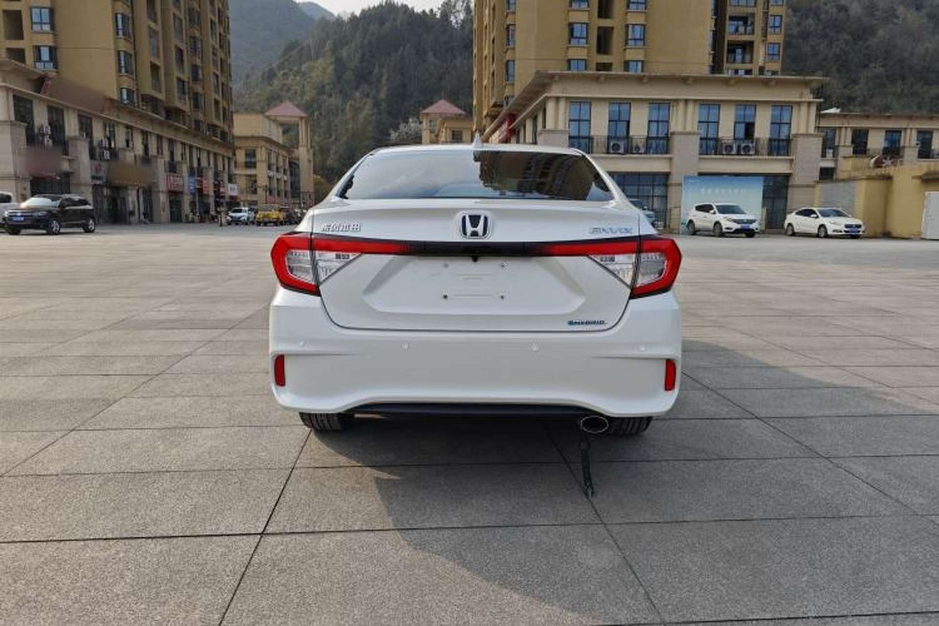 Used Honda Envix 2021 Rui Hybrid 1.5L Pure Comfort Edition Exterior 4