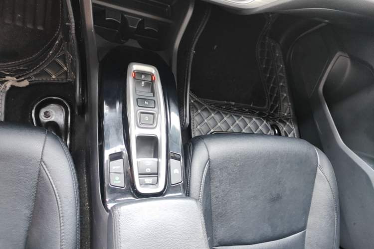 Used Honda Envix 2021 Rui Hybrid 1.5L Pure Comfort Edition Gear Lever