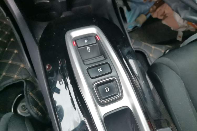 Used Honda Envix 2021 Rui Hybrid 1.5L Pure Comfort Version Gear Lever