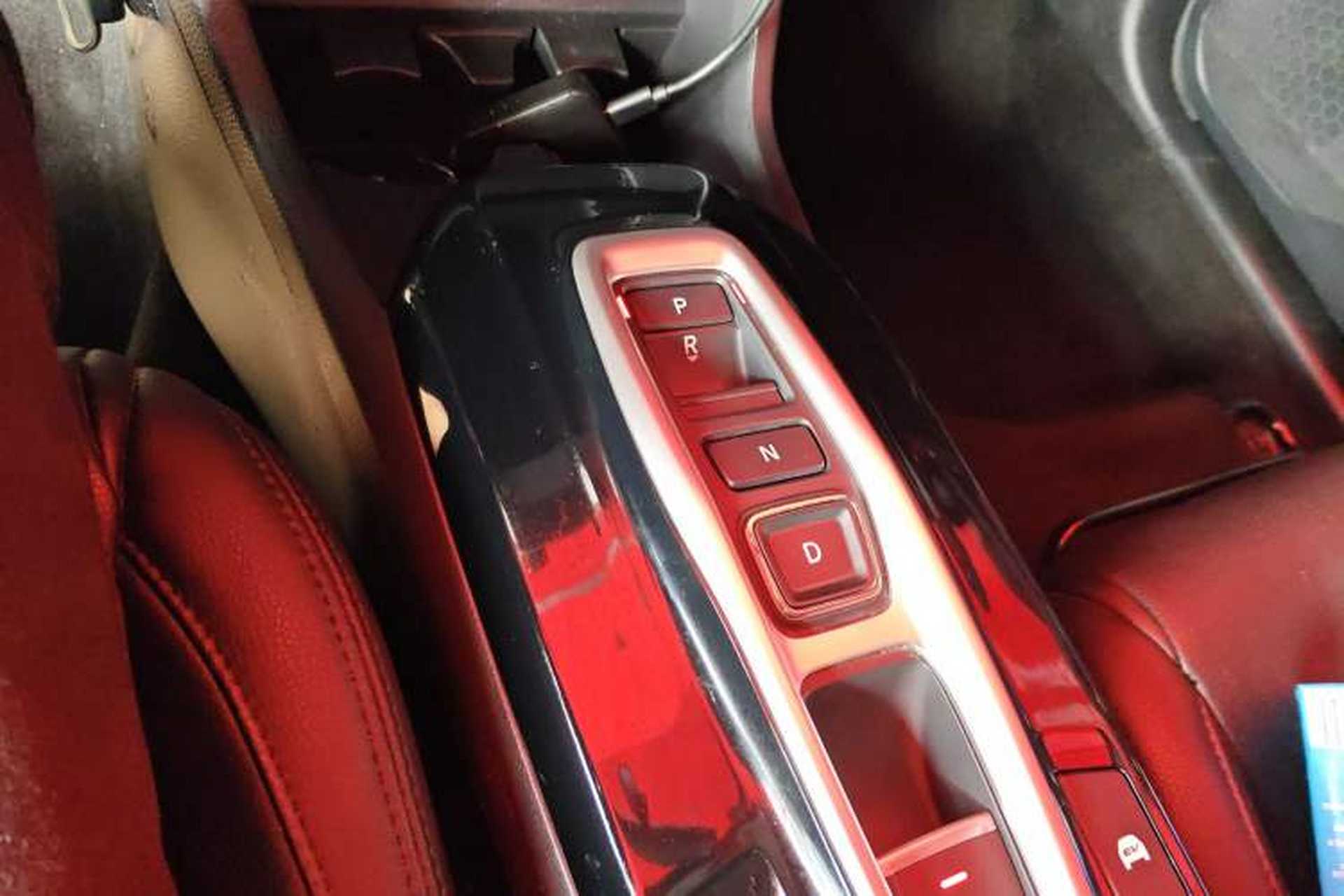 Used Honda Envix 2021 Rui Hybrid 1.5L Pure Comfort Version Gear Lever