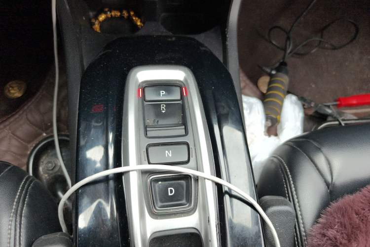 Used Honda Envix 2021 Rui Hybrid 1.5L Pure Comfort Edition Gear Lever