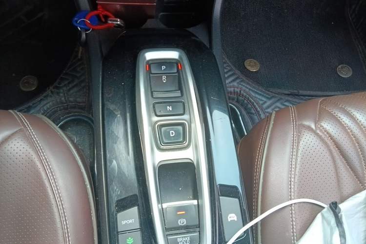 Used Honda Envix 2021 Rui Hybrid 1.5L Pure Comfort Edition Gear Lever