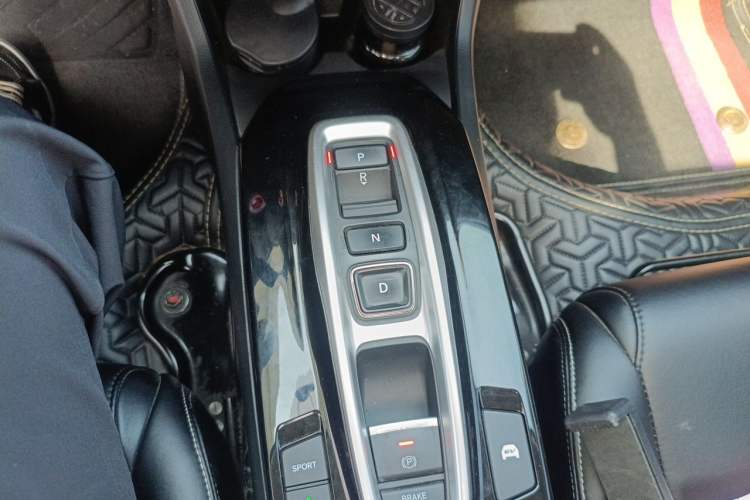 Used Honda Envix 2021 Rui Hybrid 1.5L Pure Comfort Version Gear Lever