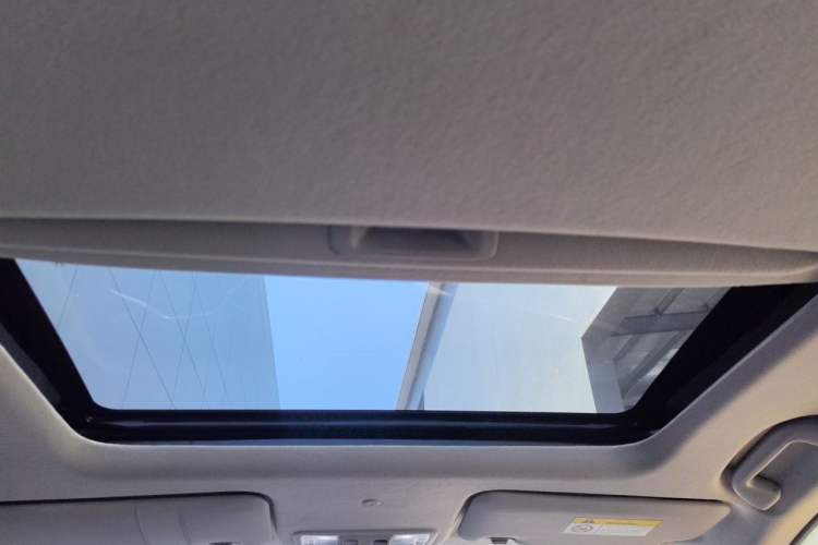 Used Honda Envix 2021 Rui Hybrid 1.5L Pure Comfort Version Headliner