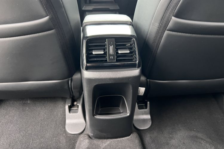 Used Honda Envix 2021 Rui Hybrid 1.5L Pure Comfort Edition Interior 12