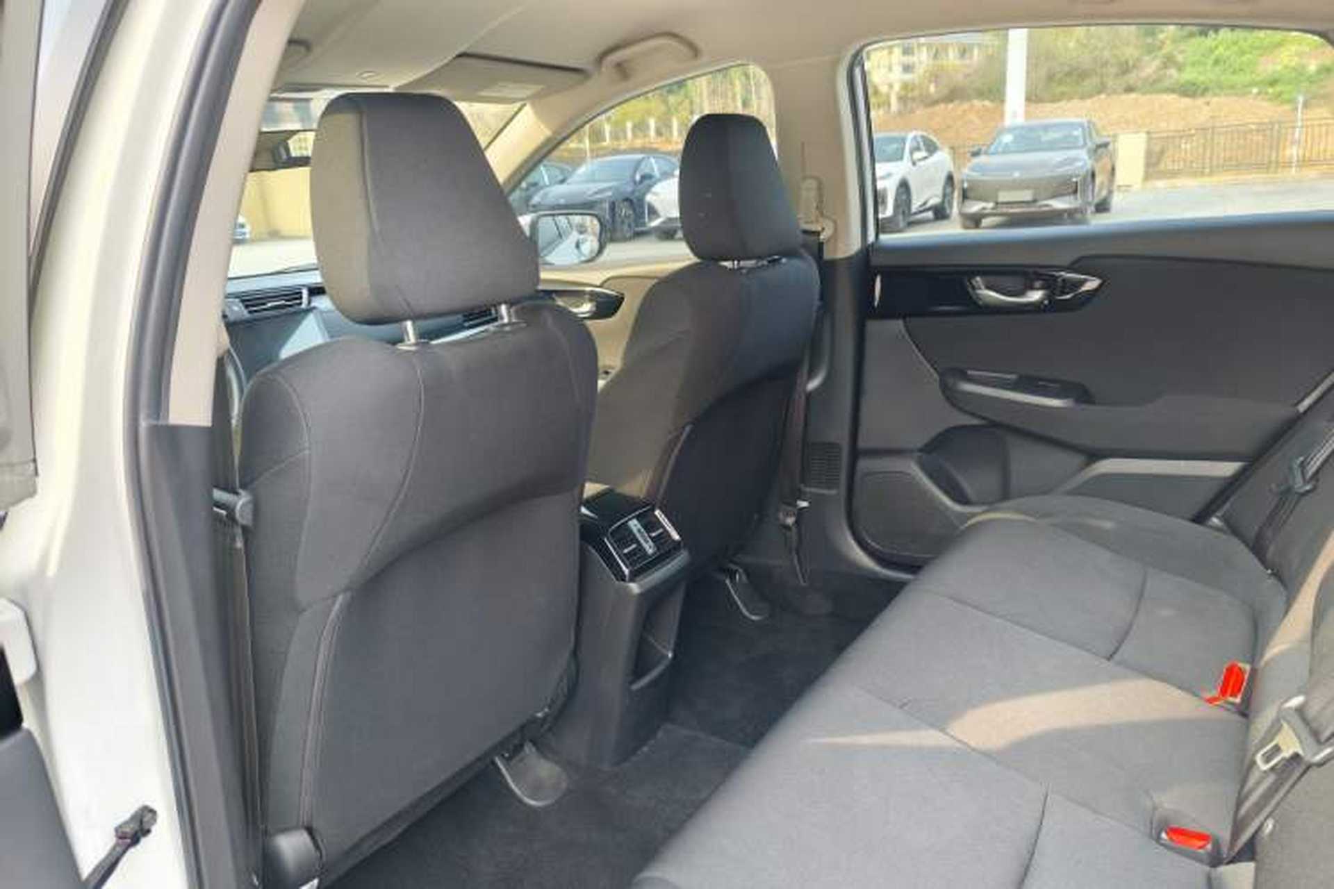 Used Honda Envix 2021 Rui Hybrid 1.5L Pure Comfort Edition Interior 7
