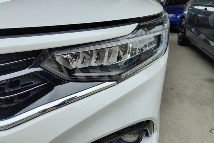 Used Honda Envix 2021 Rui Hybrid 1.5L Pure Comfort Edition Left Front Headlight