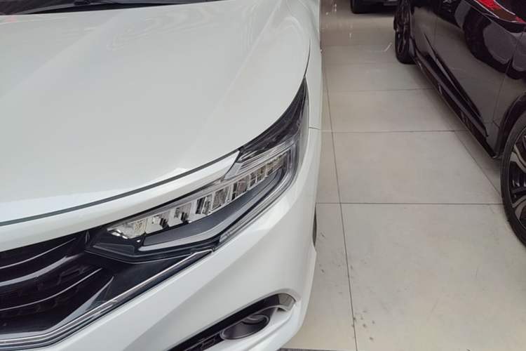 Used Honda Envix 2021 Rui Hybrid 1.5L Pure Comfort Edition Left Front Headlight