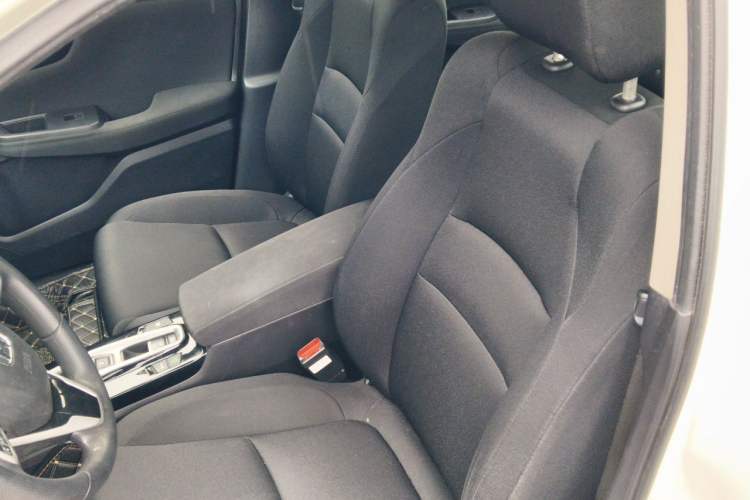 Used Honda Envix 2021 Rui Hybrid 1.5L Pure Comfort Version Left Front Seat