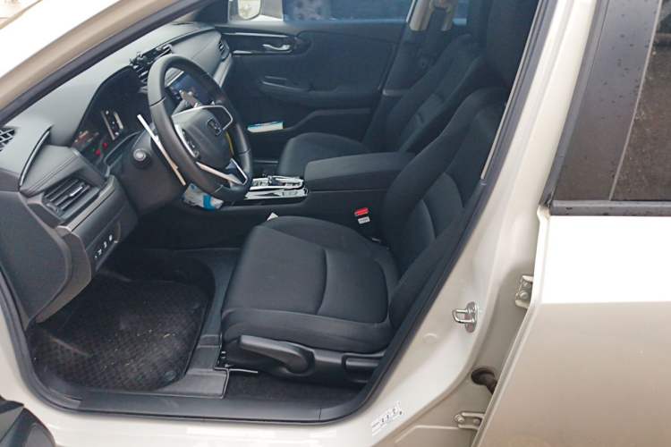 Used Honda Envix 2021 Rui Hybrid 1.5L Pure Comfort Version Left Front Seat
