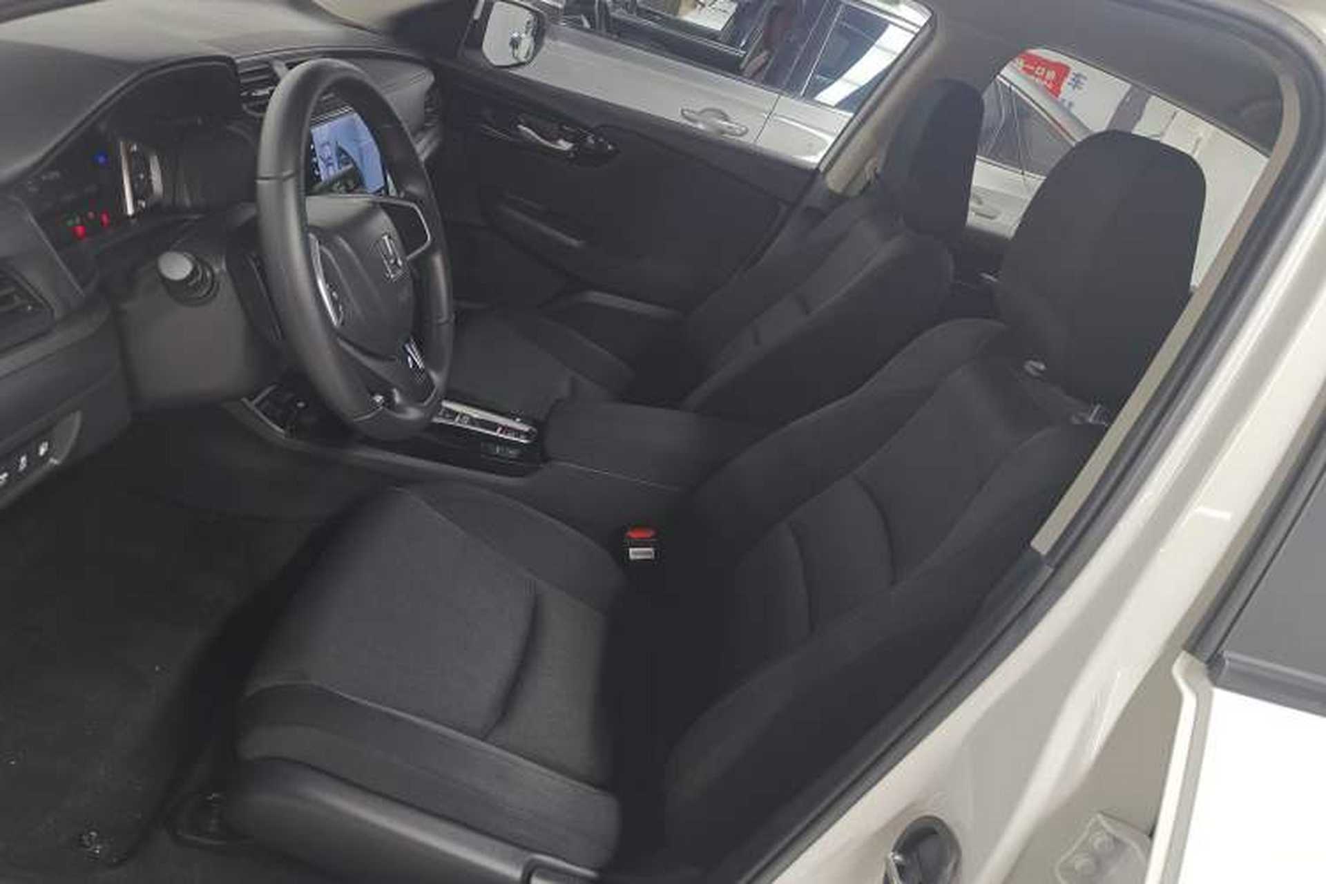 Used Honda Envix 2021 Rui Hybrid 1.5L Pure Comfort Edition Left Front Seat