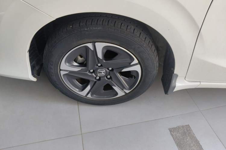 Used Honda Envix 2021 Rui Hybrid 1.5L Pure Comfort Edition Left Front Wheel Hub