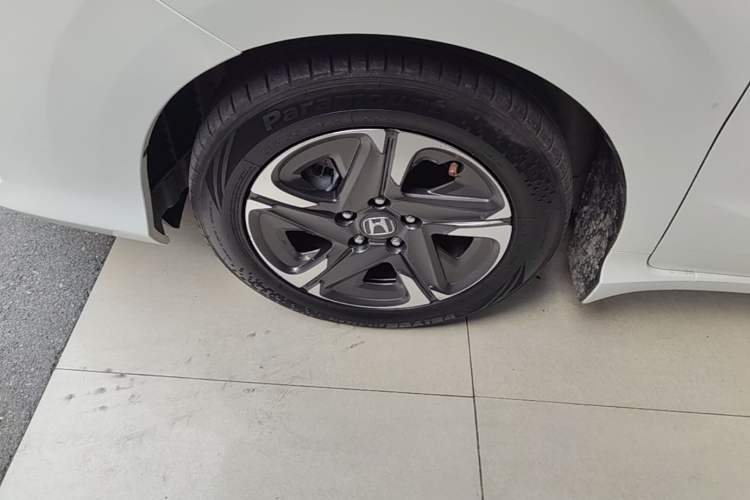 Used Honda Envix 2021 Rui Hybrid 1.5L Pure Comfort Edition Left Front Wheel Hub