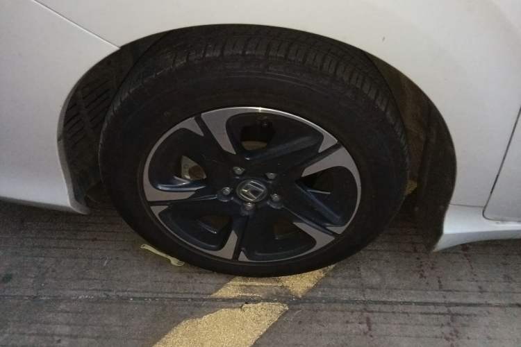 Used Honda Envix 2021 Rui Hybrid 1.5L Pure Comfort Edition Left Front Wheel Hub