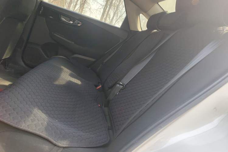 Used Honda Envix 2021 Rui Hybrid 1.5L Pure Comfort Version Left Rear Seat