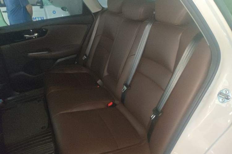 Used Honda Envix 2021 Rui Hybrid 1.5L Pure Comfort Version Left Rear Seat