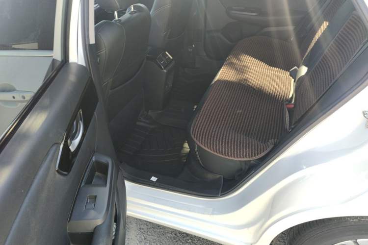 Used Honda Envix 2021 Rui Hybrid 1.5L Pure Comfort Version Left Rear Seat