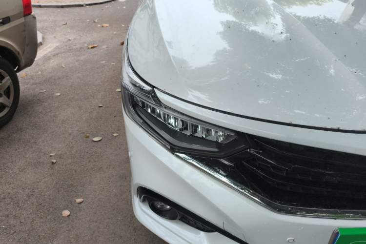 Used Honda Envix 2021 Lingpai Hybrid 1.5L Pure Enjoyment Version Right Front Headlight