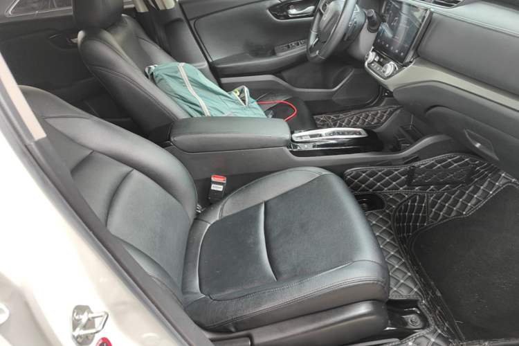 Used Honda Envix 2021 Rui Hybrid 1.5L Pure Comfort Edition Right Front Seat