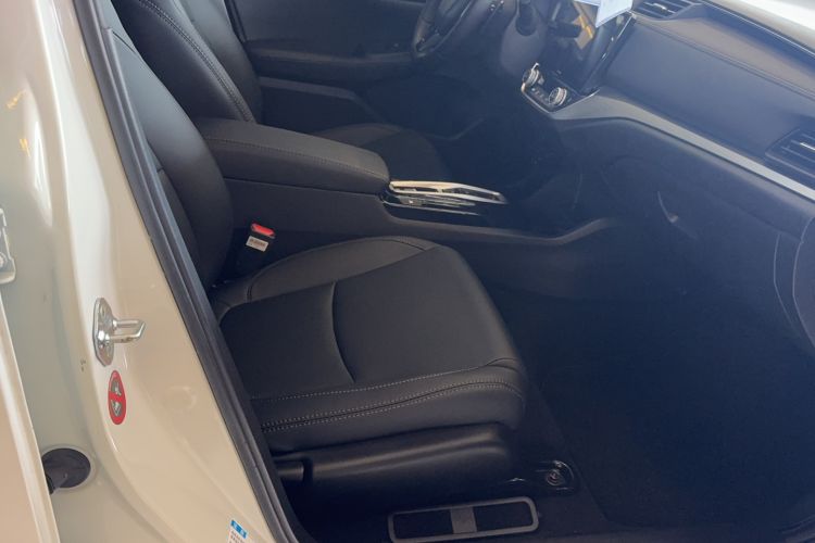 Used Honda Envix 2021 Rui Hybrid 1.5L Pure Comfort Edition Right Front Seat