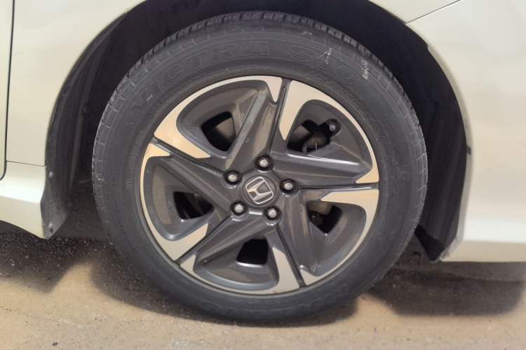 Used Honda Envix 2021 Rui Hybrid 1.5L Pure Comfort Version Right Front Wheel Hub