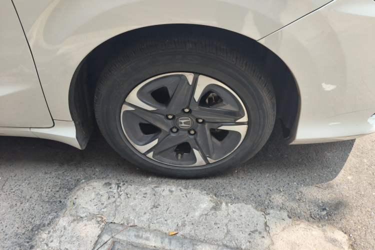 Used Honda Envix 2021 Rui Hybrid 1.5L Pure Comfort Edition Right Front Wheel Hub