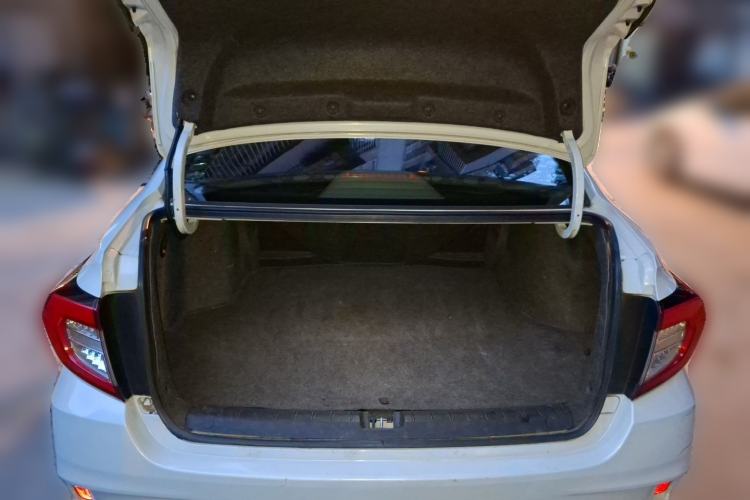 Used Honda Envix 2021 Rui Hybrid 1.5L Pure Comfort Version Trunk