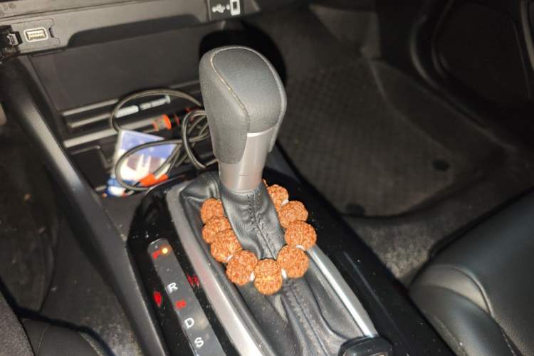 Used Honda Envix 2022 180TURBO CVT Comfort Version Gear Lever