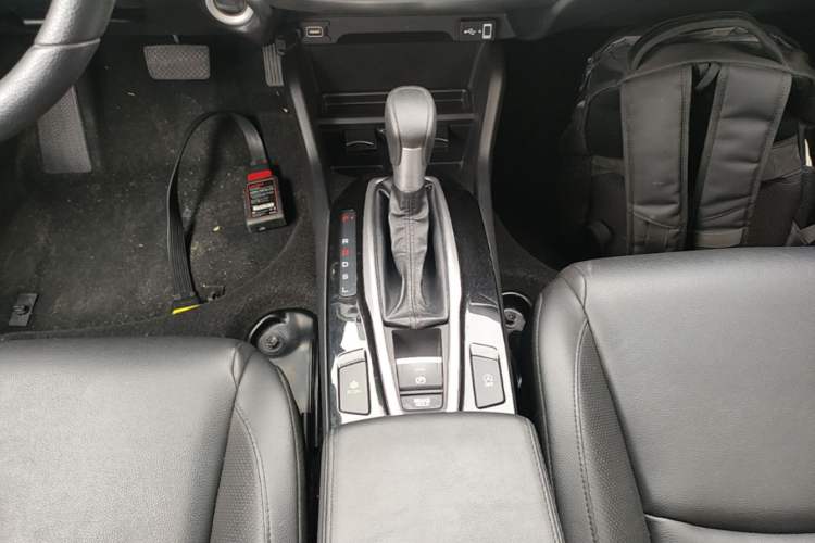 Used Honda Envix 2022 180TURBO CVT Comfort Version Gear Lever