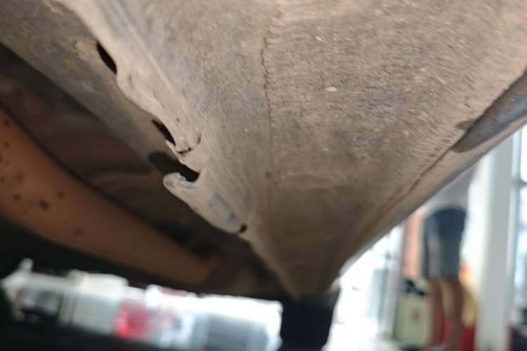 Used Honda Envix 2022 180TURBO CVT Enjoy Edition Right Side Sill