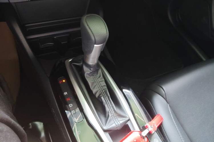 Used Honda Envix 2022 180TURBO CVT Comfort Version Gear Lever