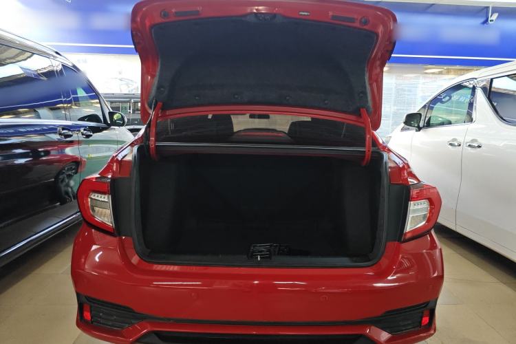 Used Honda Envix 2022 180TURBO CVT Comfort Version Trunk