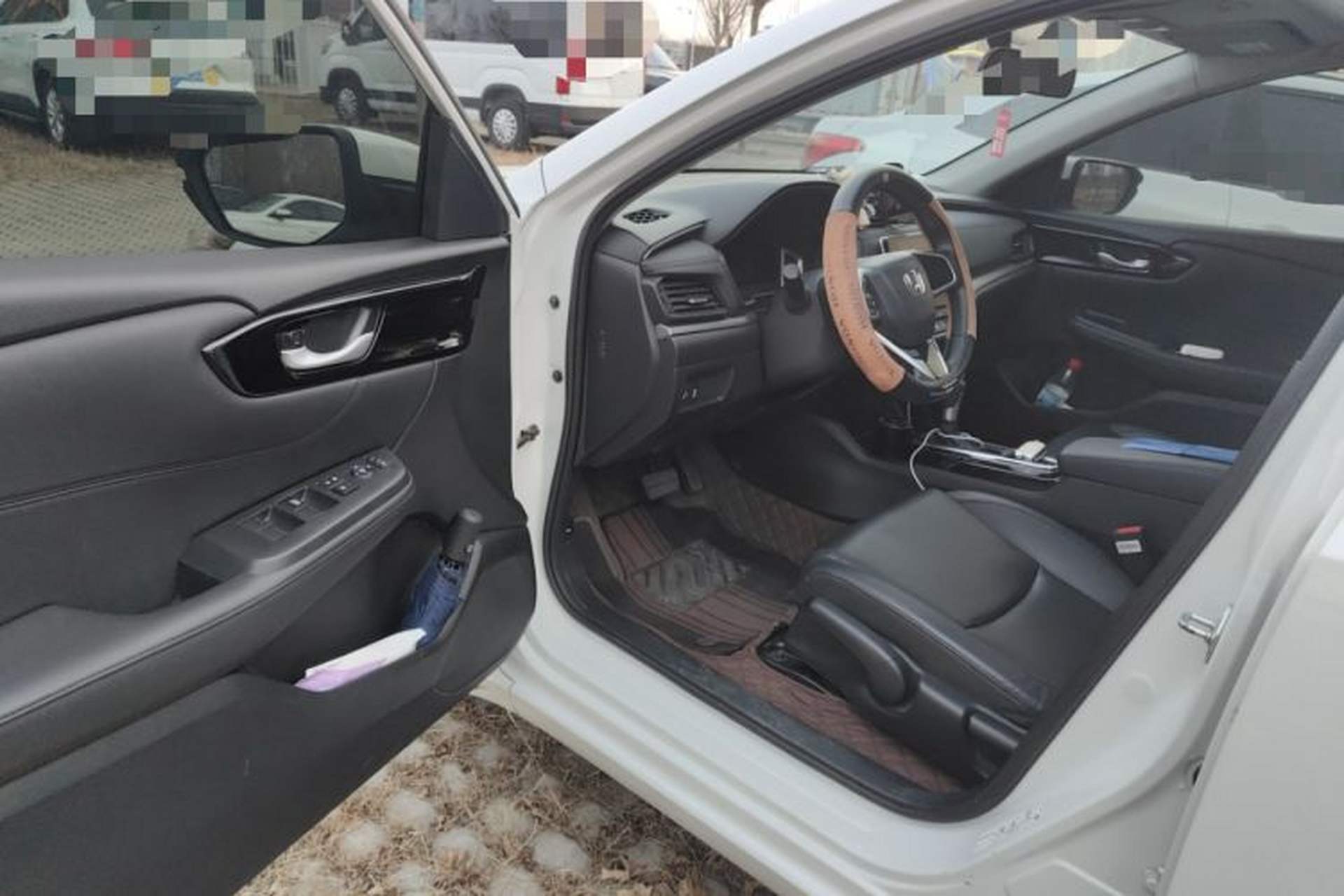 Used Honda Envix 2022 180TURBO CVT Enjoy Edition Driver Seat