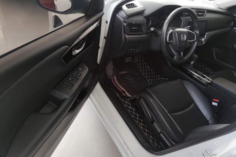 Used Honda Envix 2022 180TURBO CVT Comfort Version Driver Seat