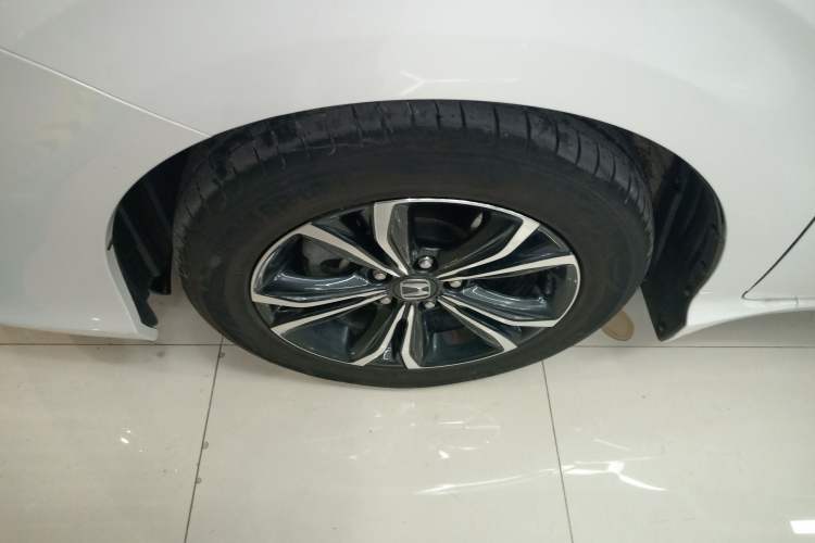 Used Honda Envix 2022 180TURBO CVT Comfort Version Exterior 1
