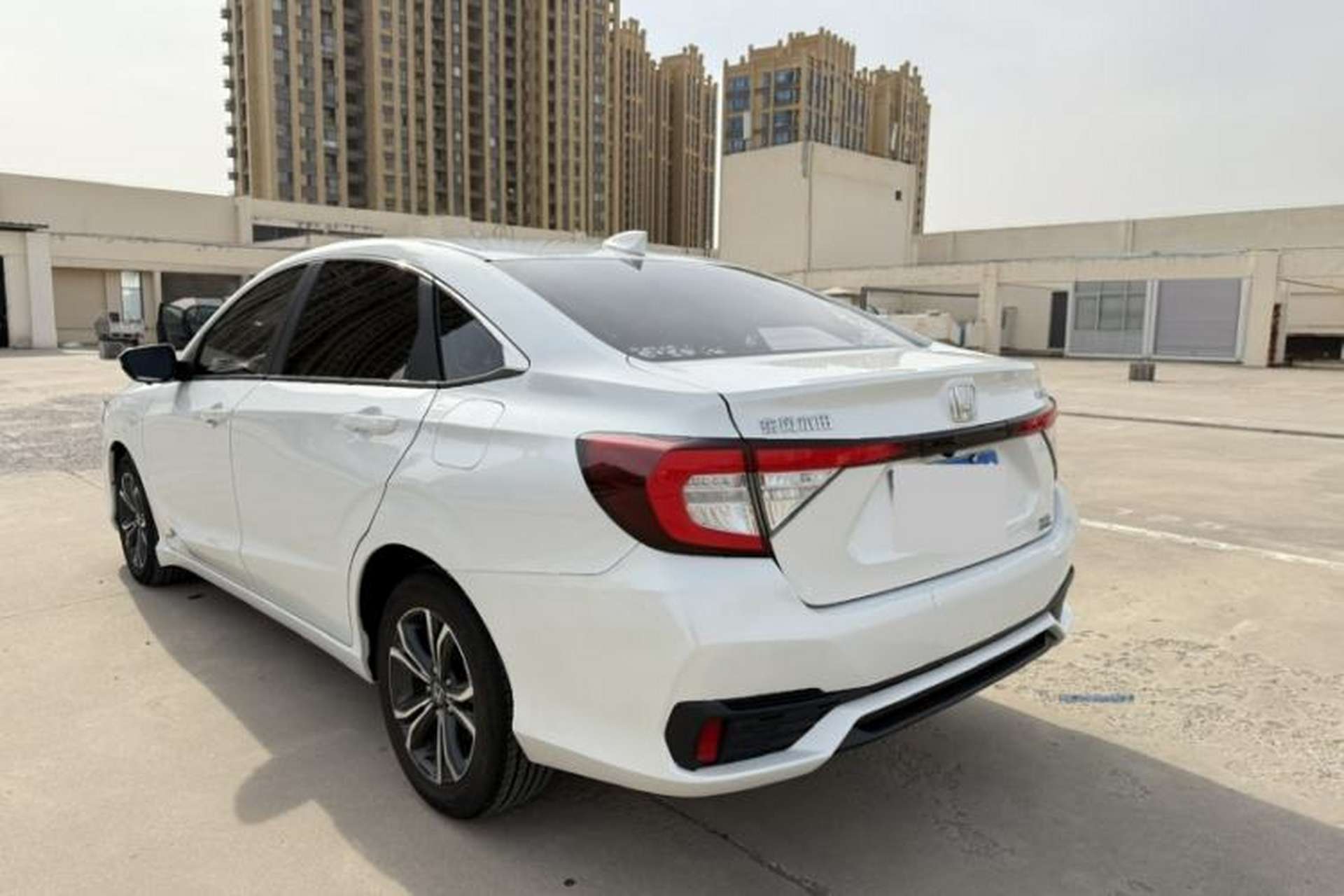 Used Honda Envix 2022 180TURBO CVT Comfort Version Exterior 3