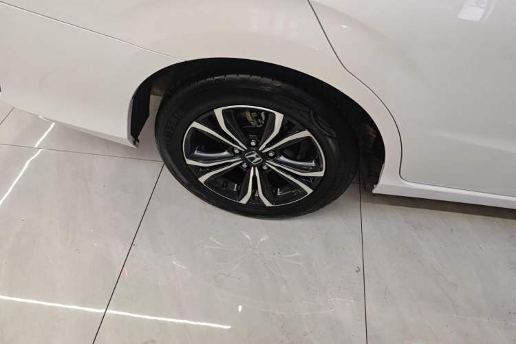 Used Honda Envix 2022 180TURBO CVT Comfort Version Exterior 5