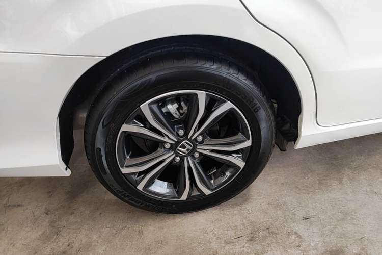 Used Honda Envix 2022 180TURBO CVT Enjoyment Version Exterior 5