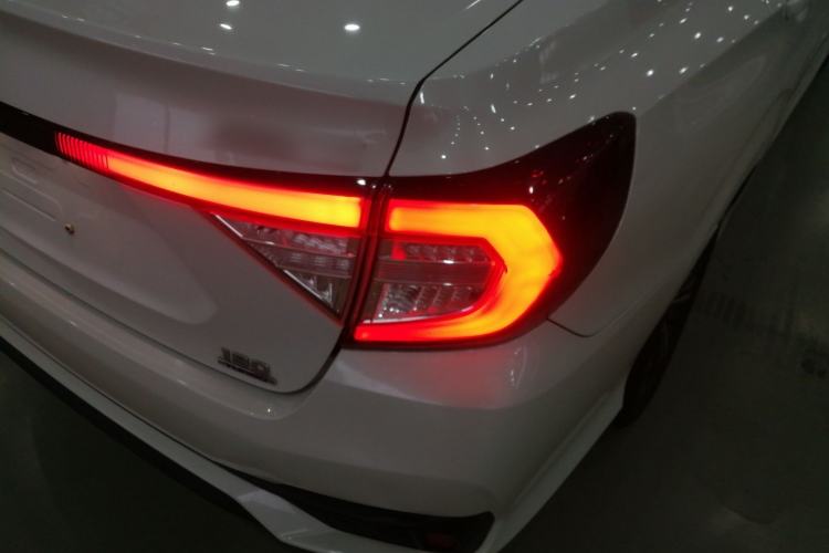 Used Honda Envix 2022 180TURBO CVT Comfort Version Exterior 6