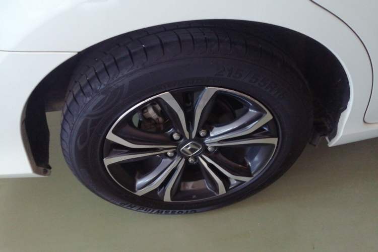 Used Honda Envix 2022 180TURBO CVT Comfort Version Exterior 8