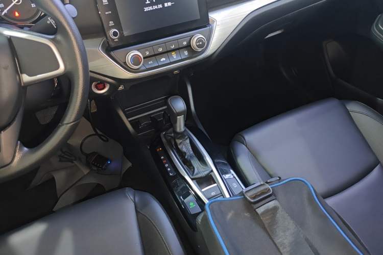 Used Honda Envix 2022 180TURBO CVT Comfort Version Gear Lever