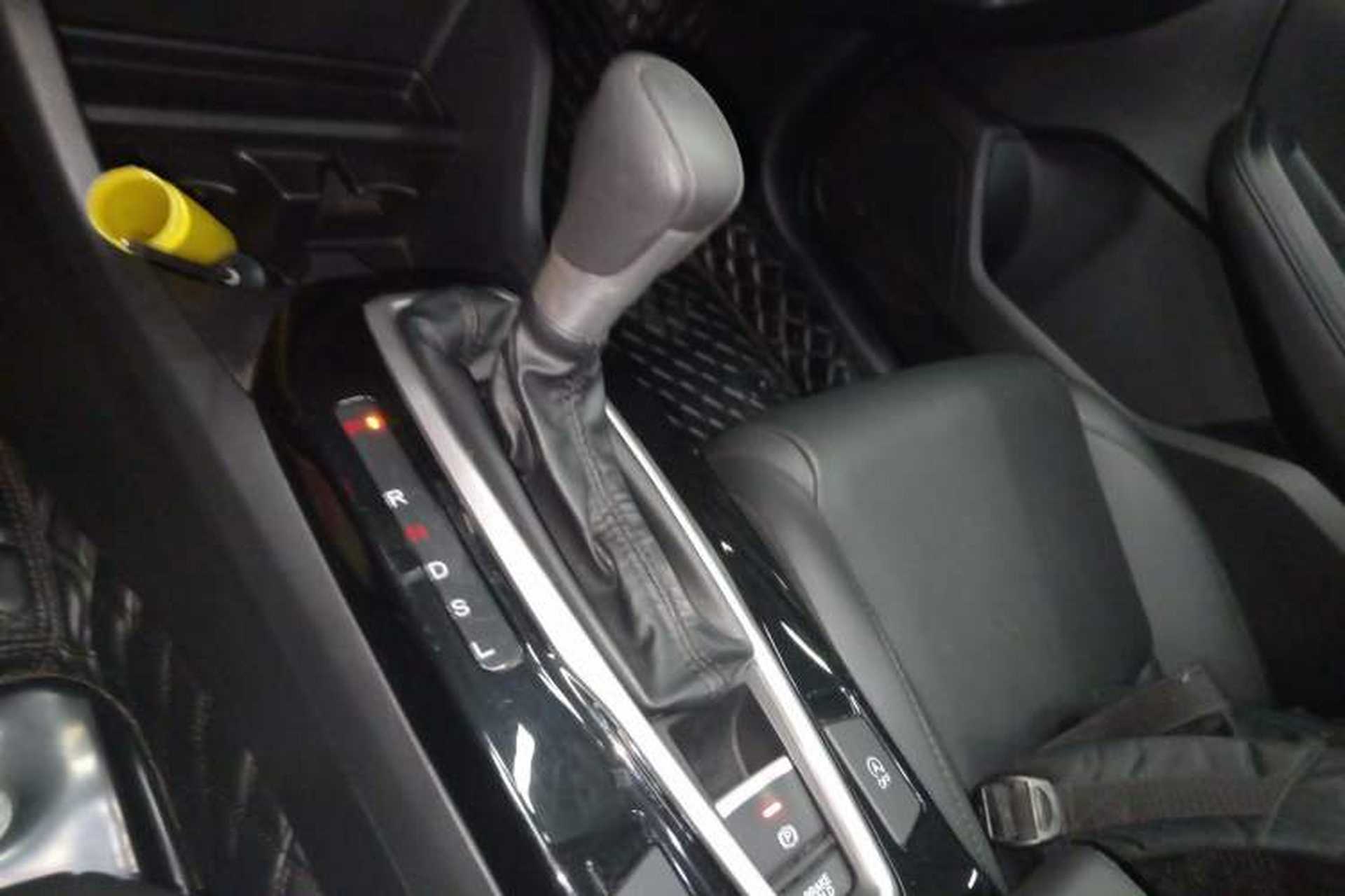 Used Honda Envix 2022 180TURBO CVT Comfort Version Gear Lever