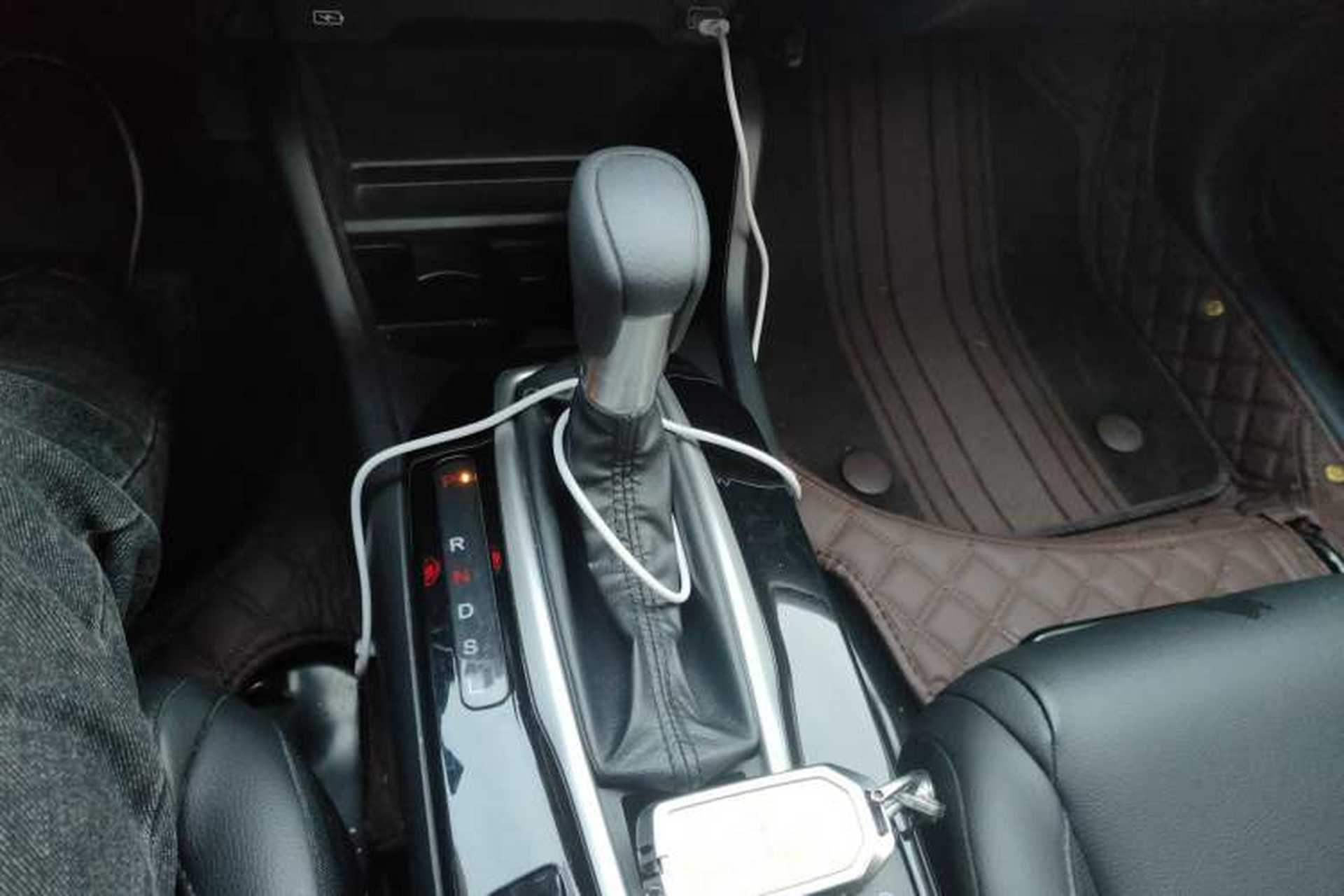 Used Honda Envix 2022 180TURBO CVT Enjoy Edition Gear Lever