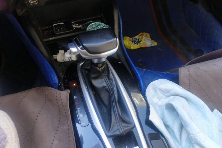 Used Honda Envix 2022 180TURBO CVT Enjoy Edition Gear Lever