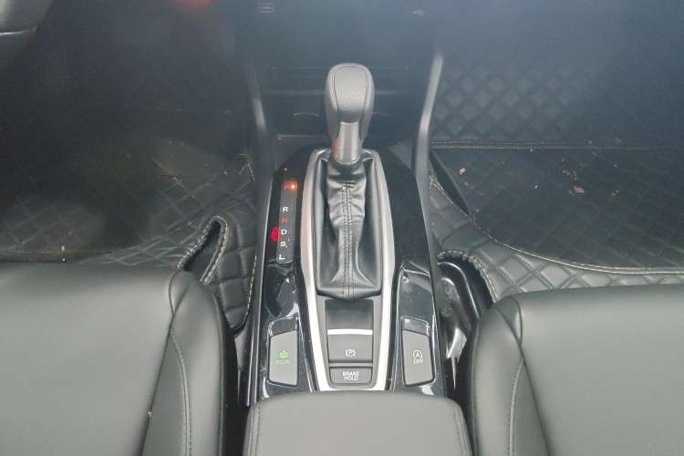 Used Honda Envix 2022 180TURBO CVT Enjoy Edition Gear Lever