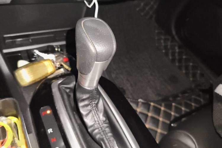 Used Honda Envix 2022 180TURBO CVT Enjoy Edition Gear Lever