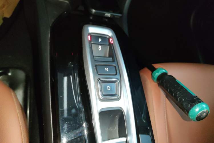 Used Honda Envix 2022 Lingpai Hybrid 1.5L Pure Comfort Version Gear Lever
